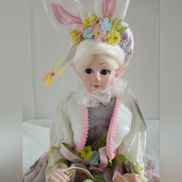 NWT Pastel Lavender Floral Poseable Easter Elf Doll - Picture 3 of 12